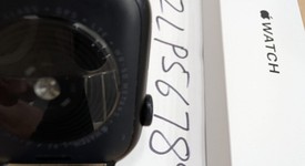 Mint
													Apple Watch SE 2nd Gen 44mm - Unlocked, Midnight, A2727 - Cellular, Aluminum, photo 3 of 6