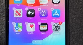 Good
													Apple iPhone Xr - Unlocked, Black, 64 GB, A1984, photo 1 of 7