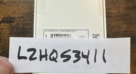 New
													Apple iPhone SE 3rd Gen 2022 - Unlocked, Midnight, 64 GB, A2595, photo 2 of 5
