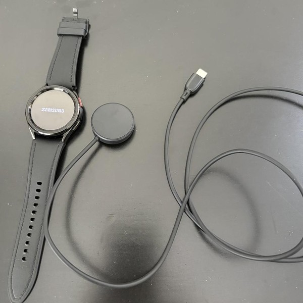 Samsung Galaxy Watch6 Classic - Unlocked, Black, 43mm