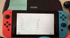 Good
													Nintendo Switch - Red & Blue, 32 GB, photo 3 of 7
