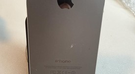 Good
													Apple iPhone 5 - Unlocked, White, 16 GB, A1428, photo 2 of 6