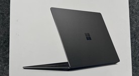 Mint
													Microsoft Surface Laptop 4 - Ryzen 5, Black, 256 GB, 16 GB, 13.5", photo 1 of 5