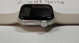 Good
													Apple Watch SE 2nd Gen 40mm - Silver, A2722 - GPS, Aluminum, photo 4 of 16