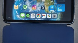 Mint
													Apple iPad 10th Gen - Wi-Fi, Blue, 64 GB, A2696, photo 4 of 13