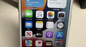 Good
													Apple iPhone 7 - Unlocked, Silver, 32 GB, A1660, photo 1 of 8