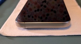 Good
													Apple iPhone 15 Pro Max - Unlocked, Natural, 256 GB, A2849, photo 4 of 7
