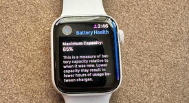 Good
													Apple Watch SE 1st Gen 40mm - Silver, A2351 - GPS, Aluminum, photo 1 of 9