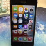 Fair Apple iPhone SE 1st Gen 2016 - Unlocked, 64 GB, Grey, A1662