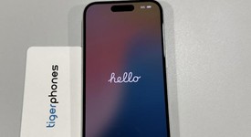 Fair
													Apple iPhone 16 - Unlocked, White, 256 GB, A3081, photo 1 of 6