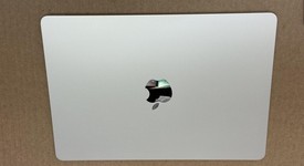 Mint
													MacBook Air 2024 (M3) - 13" - Apple M3, Starlight, 512 GB, 8 GB, 8-core GPU, photo 5 of 8