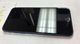 Mint
													Apple iPhone SE 3rd Gen 2022 - Unlocked, Midnight, 64 GB, A2595, photo 3 of 7