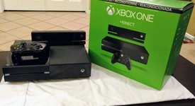 Good
													Xbox One (2013) - Black, 500 GB, photo 4 of 9