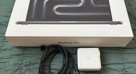 Mint
													MacBook Pro 2024 - 14" - Apple M4, Space Black, 512 GB, 16 GB, photo 3 of 9