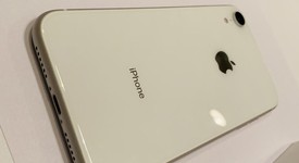 Mint
													Apple iPhone Xr - Sprint, White, 64 GB, A1984, photo 3 of 7