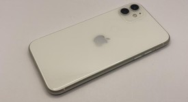 Mint
													Apple iPhone 11 - Unlocked, White, 64 GB, A2111, photo 2 of 5