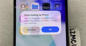 Mint
													Apple iPhone 16e - Unlocked, Black, 128 GB, A3212, photo 3 of 12