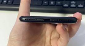 Good
													Apple iPhone SE 2nd Gen 2020 - Unlocked, Black, 64 GB, A2275, photo 5 of 8