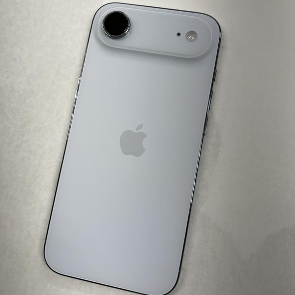 Apple iPhone Air - Unlocked, 256 GB, Sky Blue, A3260