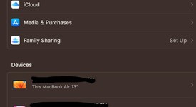 Fair
													MacBook Air 2020 - 13" - I5, Silver, 256 GB, 8 GB, photo 4 of 11