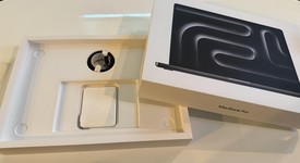 Good
													MacBook Pro Late 2023 (M3) - 16" - Apple M3 Max 16-core, Black, 1 TB, 48 GB, 40-core GPU, photo 5 of 11