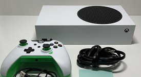 Good
													Xbox Series S (2020) - White, 512 GB, photo 1 of 5