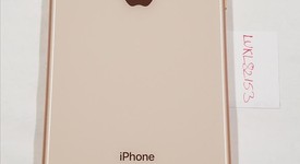 Good
													Apple iPhone 8 Plus - Unlocked, Gold, 256 GB, A1864, photo 4 of 5