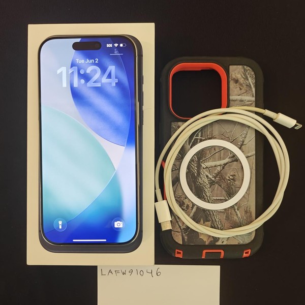 Apple iPhone 16 Pro - Unlocked, 1 TB, White, A3083