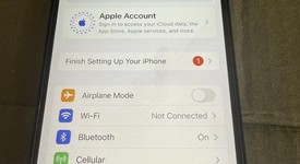 Mint
													Apple iPhone 13 - Unlocked, Midnight, 128 GB, A2482, photo 5 of 9