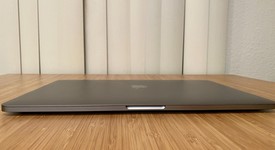 Good
													MacBook Pro 2016 (With Touch Bar) - 15" - Gray, 512 GB, 16 GB, photo 5 of 12