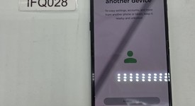 Good
													Motorola Razr Ultra (2025) - Unlocked, PANTONE Scarab, 512 GB, 16 GB, photo 1 of 9