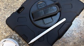 Mint
													Apple iPad Pro 11" 4th Gen 2022 - Unlocked, Silver, 128 GB, photo 2 of 10