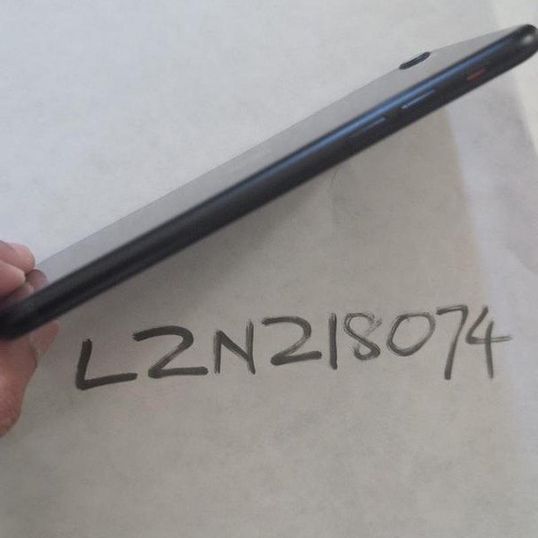 Apple iPhone SE 3rd Gen 2022 - Unlocked, 64 GB, Midnight, A2595