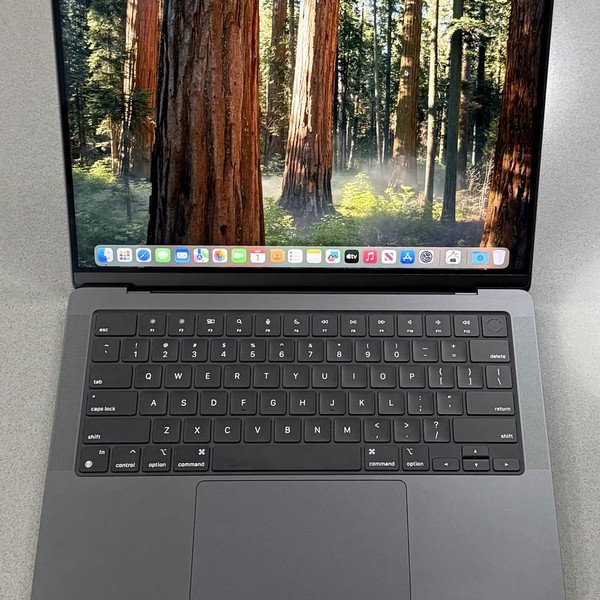 MacBook Pro Late 2023 (M3) - 14 inch - 512 GB, Black, 18 GB, Apple M3 Pro 11-core, 14-core GPU