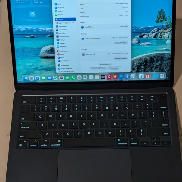 MacBook Air 2024 (M3) - 13 inch - 256 GB, Midnight, 8 GB, Apple M3, 8-core GPU