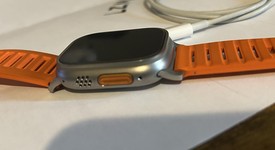 Good
													Apple Watch Ultra 2 49mm - Unlocked, Natural, A2986, photo 5 of 10