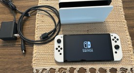 Good
													Nintendo Switch - OLED - White, 64 GB, photo 2 of 5