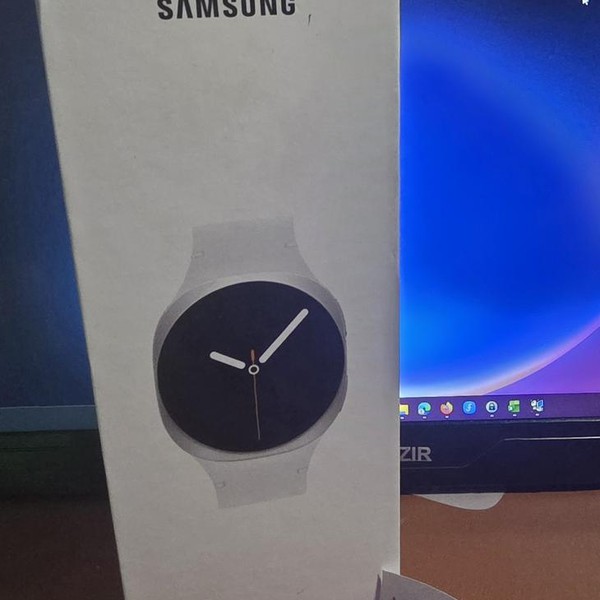 Samsung Galaxy Watch8 - Wi-Fi, Silver, SM-L330, 44mm