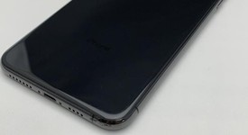Good
													Apple iPhone Xs Max - Unlocked, Gray, 64 GB, A1921, photo 5 of 9