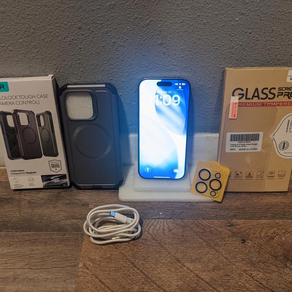 Apple iPhone 16 Pro - Unlocked, 256 GB, Natural, A3083