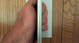 Good
													Google Pixel 8a - Unlocked, Porcelain, 128 GB, 8 GB, GKV4X, Sub-6 5G, photo 4 of 10