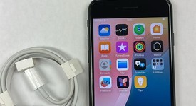 Mint
													Apple iPhone SE 3rd Gen 2022 - Unlocked, Midnight, 64 GB, A2595, photo 2 of 10