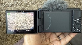 Mint
													Sony ZV-1, photo 4 of 6