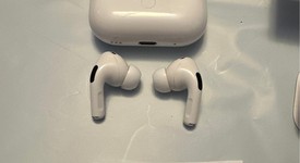 Used
													Apple AirPods Pro 2 - USB-C, photo 3 of 3