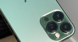 Good
													Apple iPhone 13 Pro Max - Unlocked, Green, 256 GB, A2484, photo 3 of 6