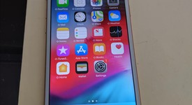 Good
													Apple iPhone 8 - Unlocked, Gold, 64 GB, A1905, GSM, photo 3 of 7