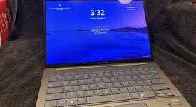Mint
													Asus Zenbook, photo 5 of 9