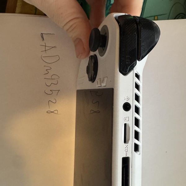 Asus ROG Ally 7 inch - 512 GB, White, 16 GB, AMD Ryzen Z1 Extreme, Ryzen Z1 Extreme