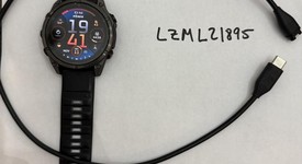 Good
													Garmin Fenix 8 - Carbon, AMOLED, photo 2 of 5