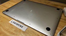 Fair
													MacBook Air 2017 - 13" - I5, Silver, 256 GB, 8 GB, photo 5 of 6